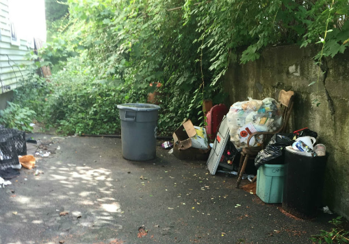 picture of a garbage area